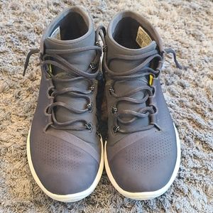 Under Armour Sneakers